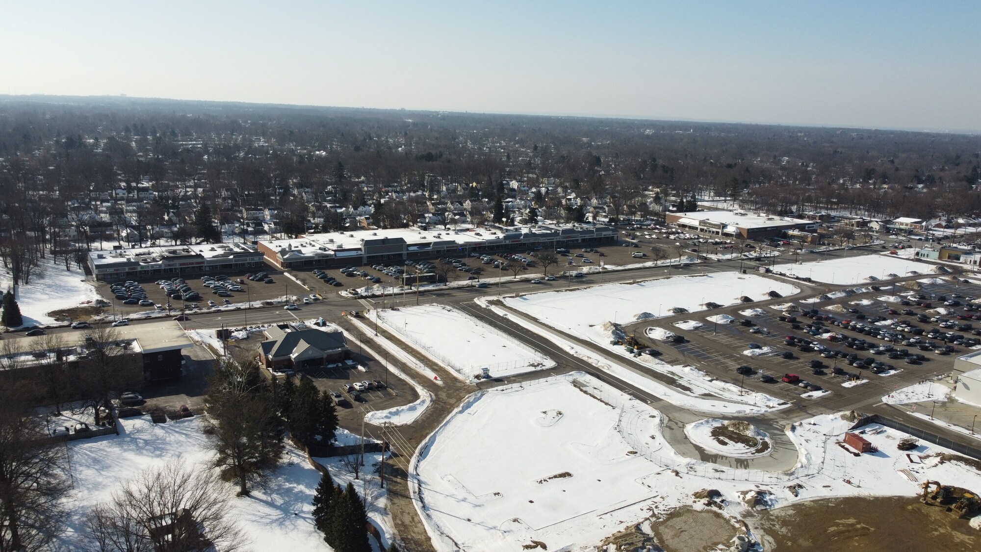 5100-5222 Wilson Mills Rd, Richmond Heights, OH à louer Photo de l’immeuble– Image 1 sur 5