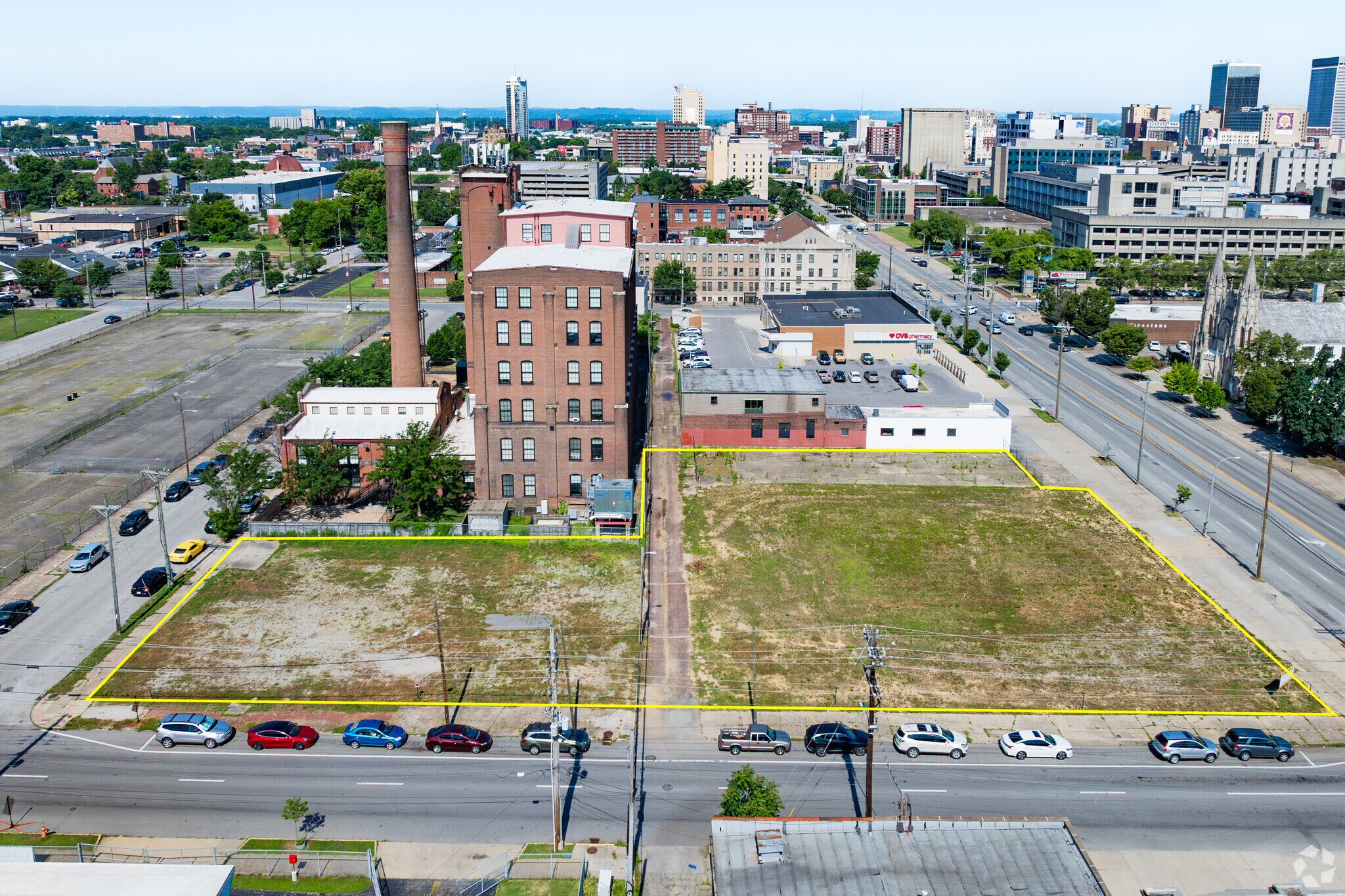 430-440 E Broadway and Finzer, Louisville, KY à vendre Photo de l’immeuble– Image 1 sur 17