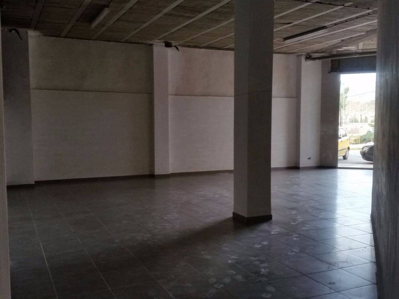 Local commercial dans Ontinyent, Valencia à vendre Photo intérieure– Image 1 sur 3