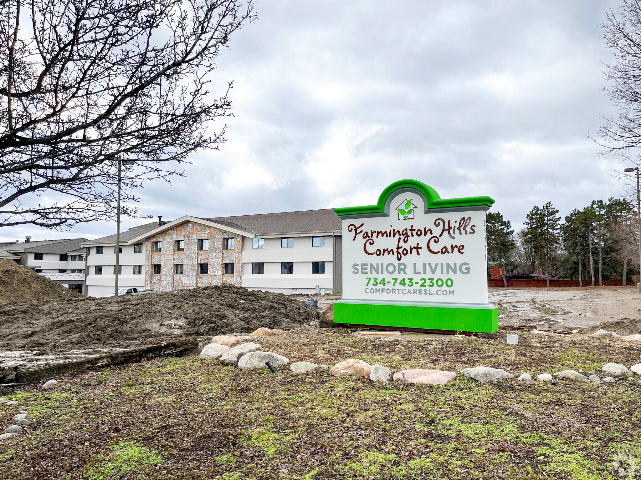31525 W 12 Mile Rd, Farmington Hills, MI à vendre Photo principale– Image 1 sur 8