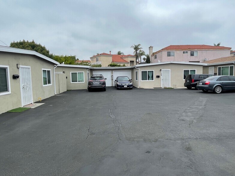 539 E 223rd St, Carson, CA à vendre - Photo de l’immeuble – Image 1 sur 37