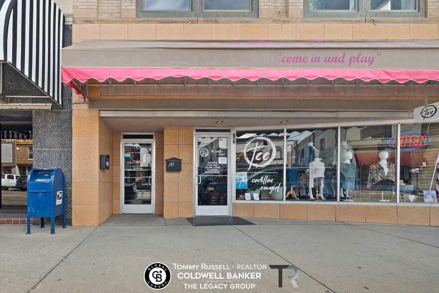 143 S Center St, Casper, WY à louer - Photo principale – Image 1 sur 9