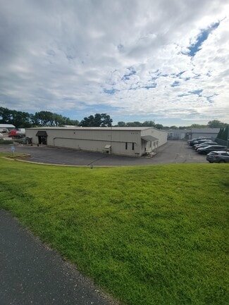 Plus de détails pour 5215 Gershwin Ave, Oakdale, MN - Local d’activités à vendre