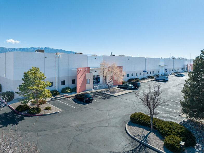 8600 San Mateo Blvd NE, Albuquerque, NM à louer - Photo de l’immeuble – Image 3 sur 4