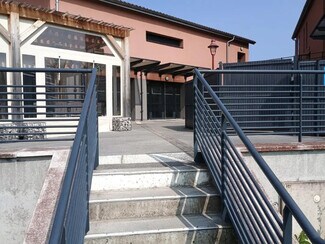 Plus de détails pour Local commercial à louer