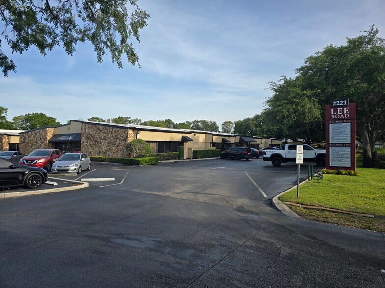 2221 Lee Rd, Winter Park, FL à louer - Photo de l’immeuble – Image 3 sur 3