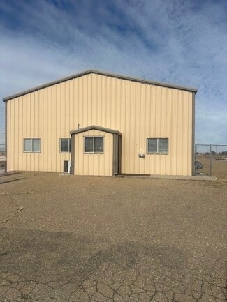 Plus de détails pour 2608 Milliron Rd, Pampa, TX - Industriel/Logistique à vendre
