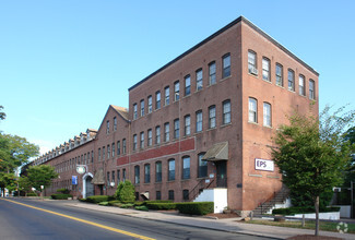 Plus de détails pour 85 Willow St, New Haven, CT - Bureau, Local d'activités à louer