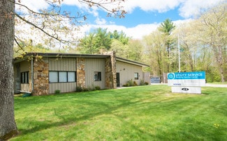 Plus de détails pour 128 Elm St, Bridgewater, MA - Industriel/Logistique à louer