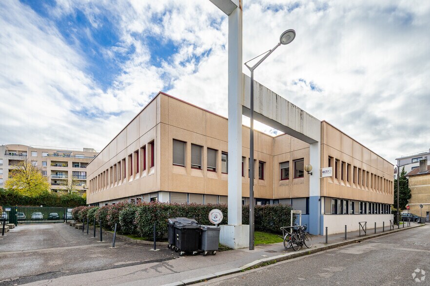43 Rue De La Cité, Lyon à louer - Photo principale – Image 1 sur 4