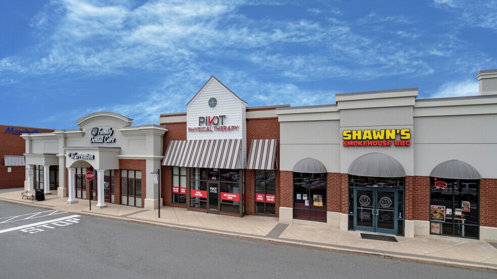 251 W Lee Hwy, Warrenton, VA à louer - Photo de l’immeuble – Image 3 sur 5