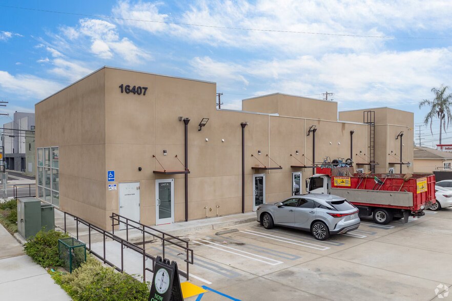 16407 Normandie Ave, Gardena, CA à louer - Photo de l’immeuble – Image 2 sur 4
