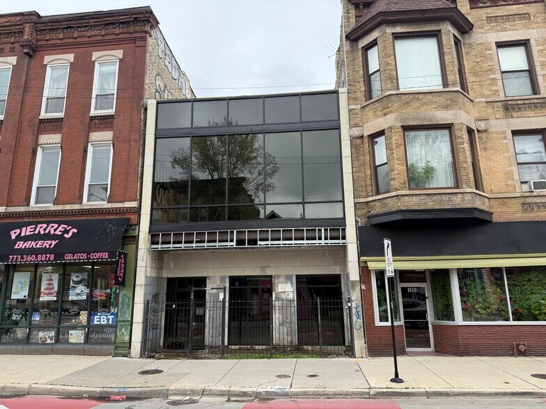 1954 W Chicago Ave, Chicago, IL à vendre - Photo de l’immeuble – Image 2 sur 3