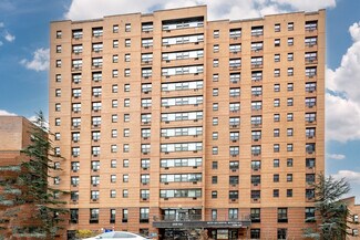 Plus de détails pour 138-48-138-52 Elder Ave, Flushing, NY - Bureau/Médical à louer