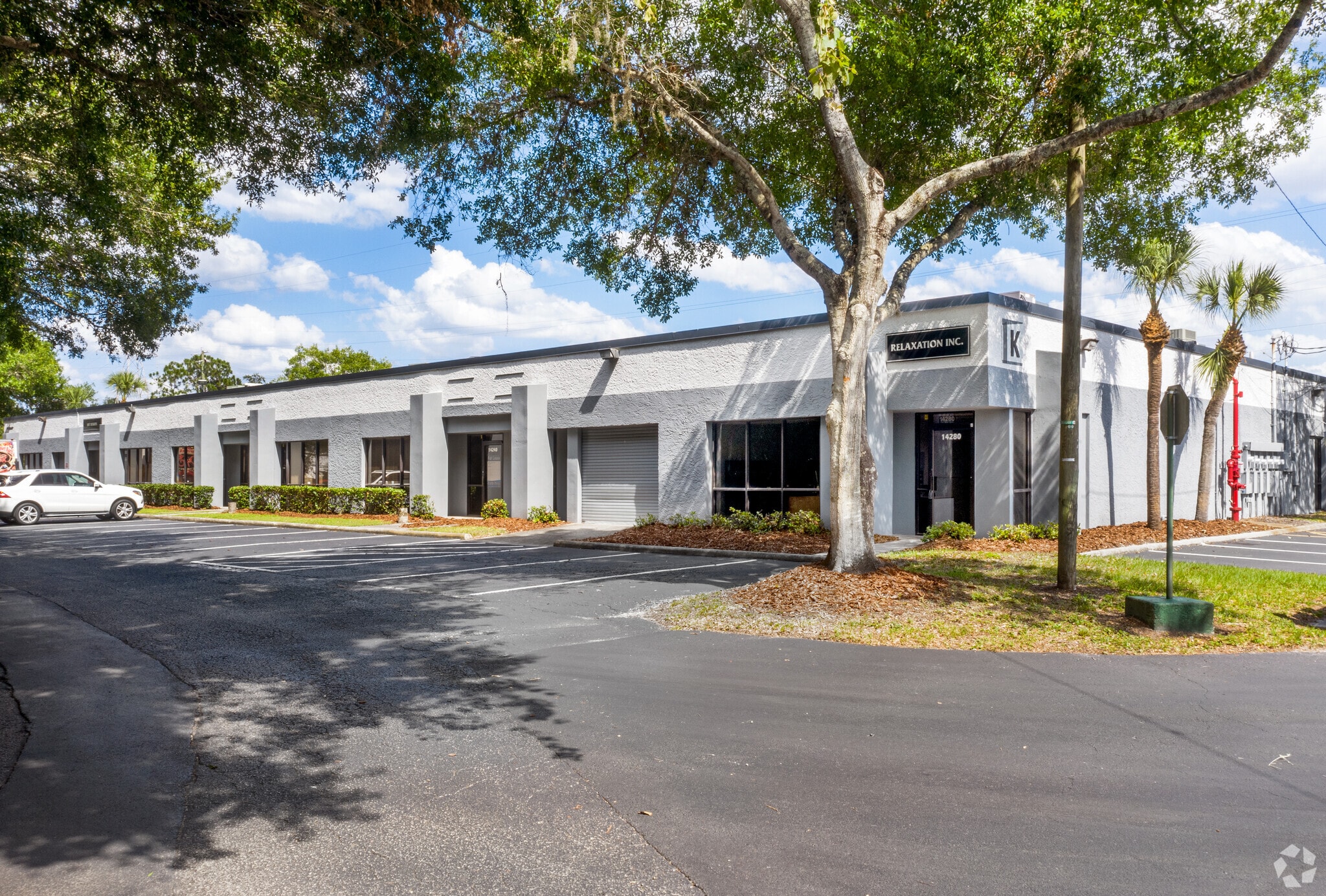 14200-14280 Carlson Cir, Tampa, FL à louer Photo principale– Image 1 sur 12