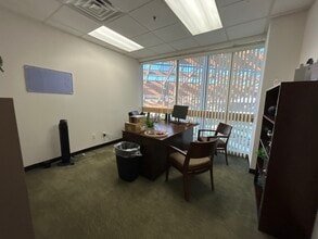 600 Town Center Rd, Matteson, IL à louer Photo de l’immeuble– Image 2 sur 7