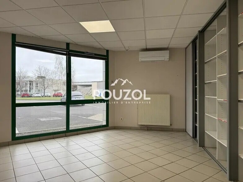 Bureau dans Clermont-Ferrand à louer - Photo intérieure – Image 3 sur 8