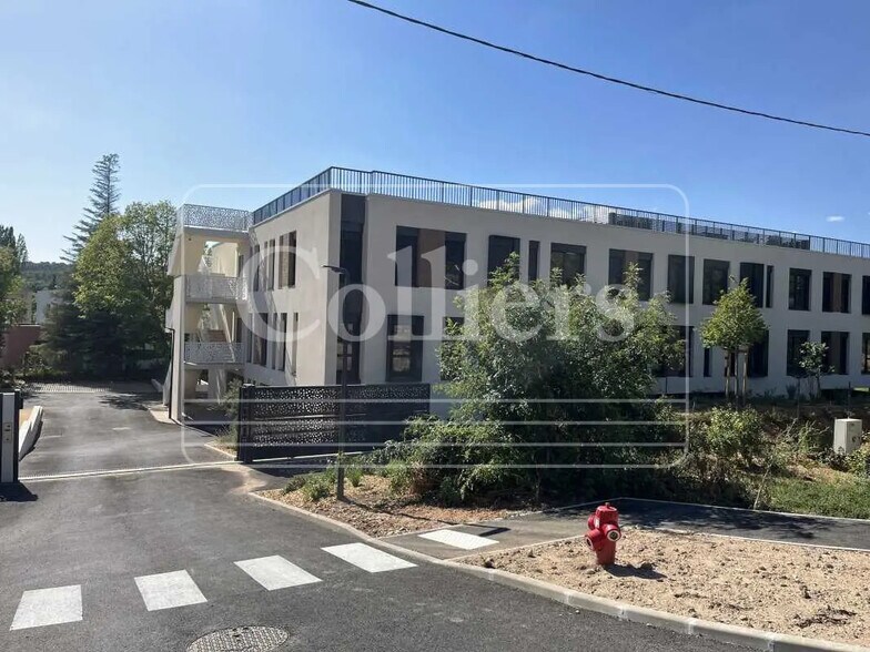 Bureau dans Meyreuil à louer - Photo de l’immeuble – Image 2 sur 14