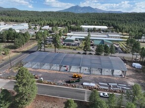 2548 Flagstaff Ranch rd, Flagstaff, AZ à louer Photo de la construction– Image 2 sur 7