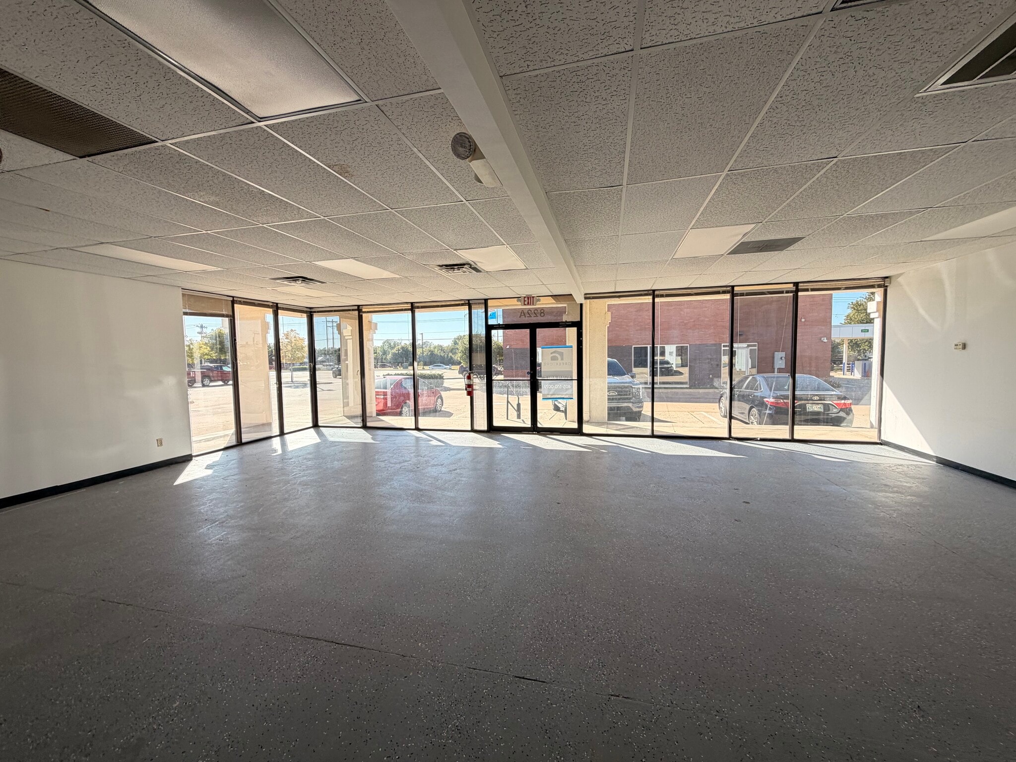800-828 W Edmond Rd, Edmond, OK à louer Photo intérieure– Image 1 sur 2