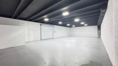 5000 Lake Worth Rd, Lake Worth, FL à louer Photo intérieure– Image 2 sur 7