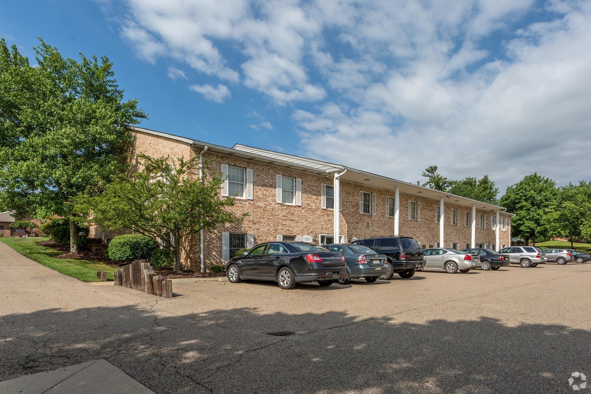 4780-4810 Munson St NW, Canton, OH à louer Photo principale– Image 1 sur 6