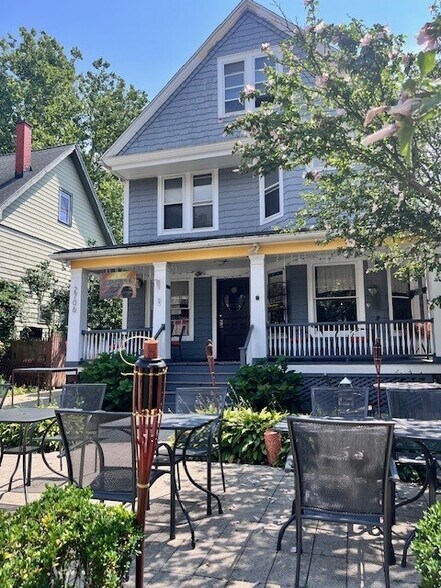 12706 Larchmere Blvd, Cleveland, OH à louer - Photo principale – Image 1 sur 4