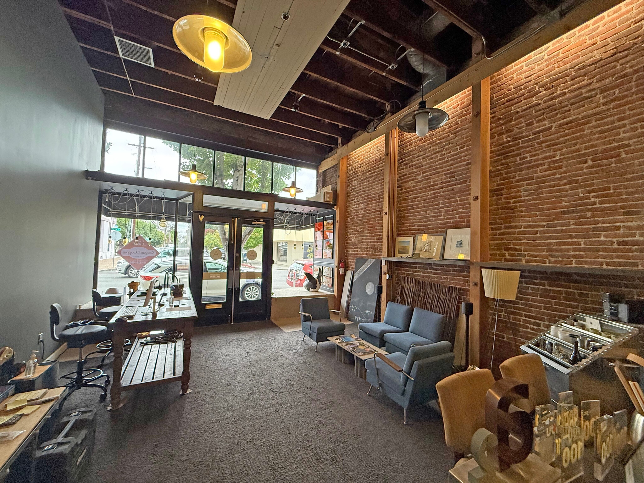 642 5th St, Santa Rosa, CA à louer Photo intérieure– Image 1 sur 4