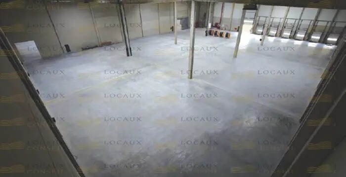 Local d’activités dans Beauchamp à louer - Photo de l’immeuble – Image 2 sur 3