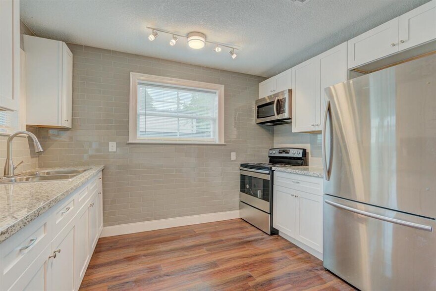 2127-1 Maximilian St, Houston, TX à vendre - Photo de l’immeuble – Image 2 sur 20