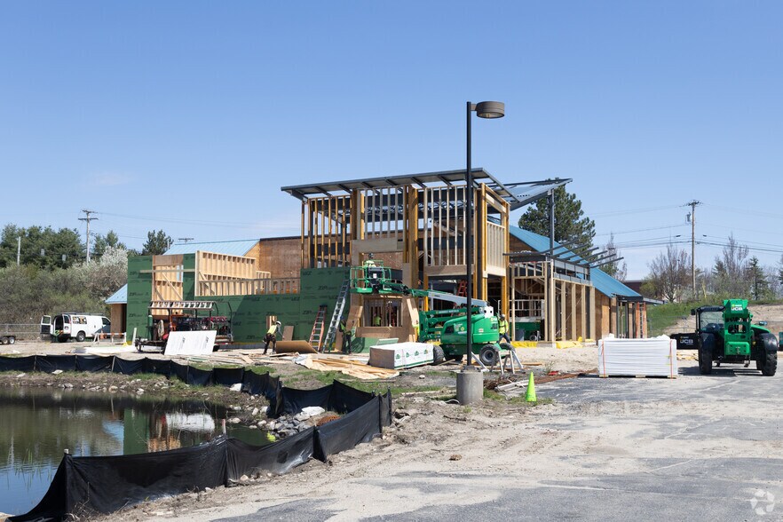 424 Payne Rd, Scarborough, ME à louer - Photo principale – Image 1 sur 4