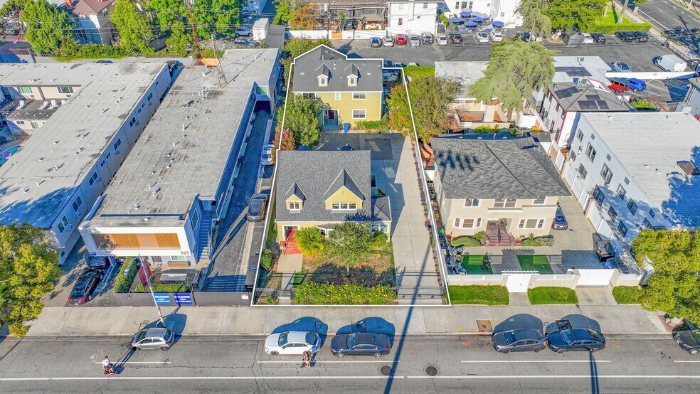 921 W 30th St, Los Angeles, CA à vendre - Photo de l’immeuble – Image 2 sur 14