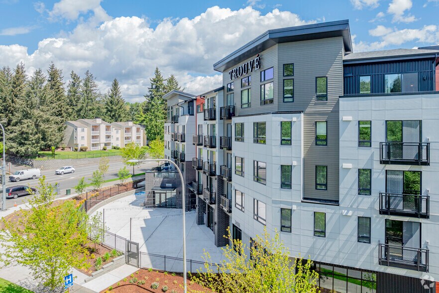 348th St & 1st Ave, Federal Way, WA à louer - Photo de l’immeuble – Image 3 sur 9