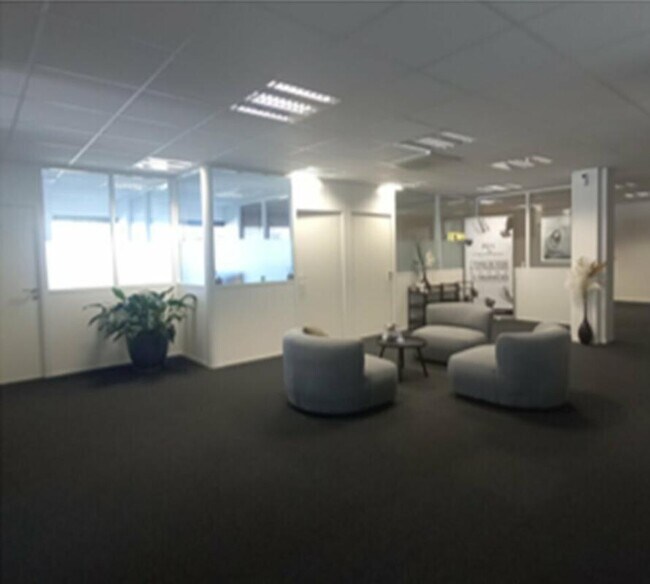 Plus de détails pour 22 Avenue Ariane, Mérignac - Bureau à louer