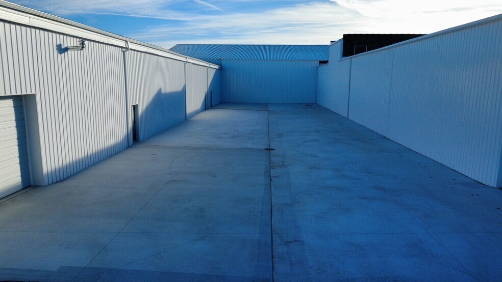 804 Grant Ave, Joliet, IL à louer - Photo de l’immeuble – Image 3 sur 5