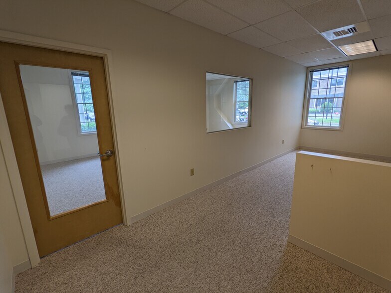 3 Lan Dr, Westford, MA à louer - Photo de l’immeuble – Image 2 sur 11