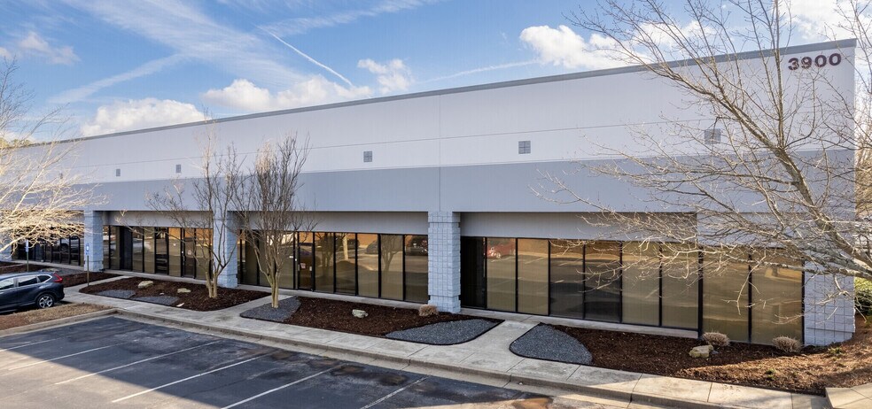 3850 Kennesaw 75 Pky NW, Kennesaw, GA à louer - Photo principale – Image 2 sur 8