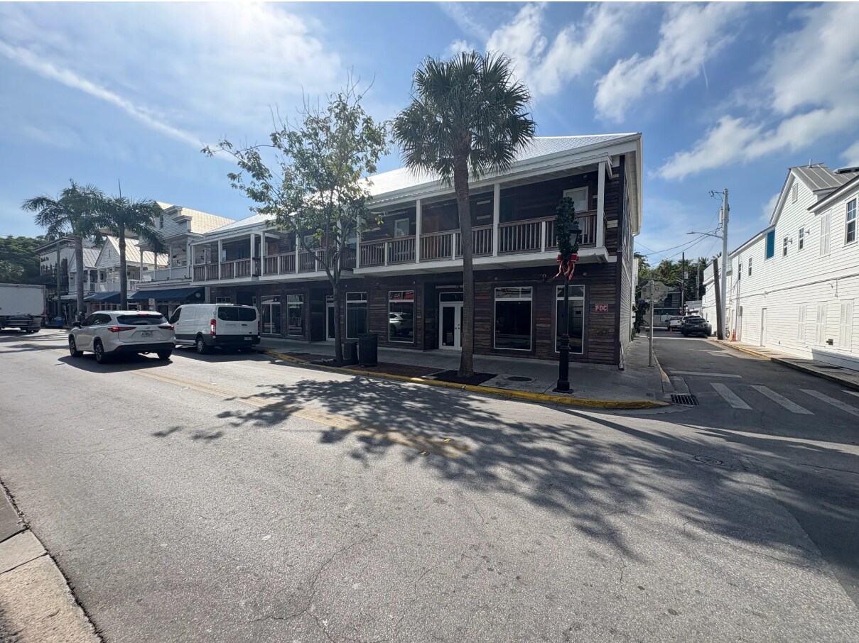210-216 Duval St, Key West, FL à louer Photo principale– Image 1 sur 7