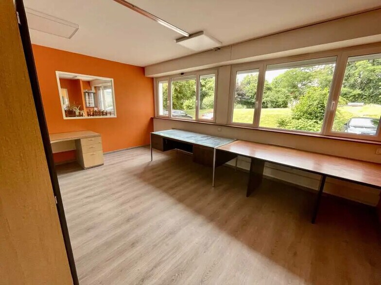 Bureau dans Rouen à louer - Photo de l’immeuble – Image 1 sur 11