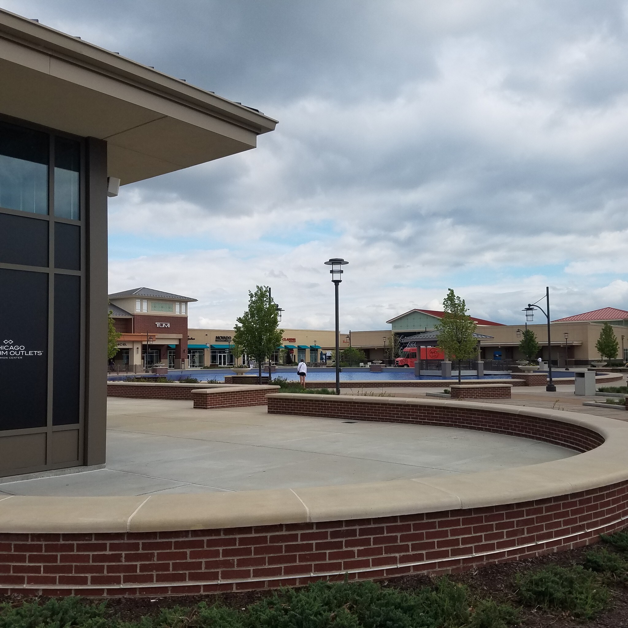 1650 Premium Outlet Blvd, Aurora, IL à louer Photo de l’immeuble– Image 1 sur 2