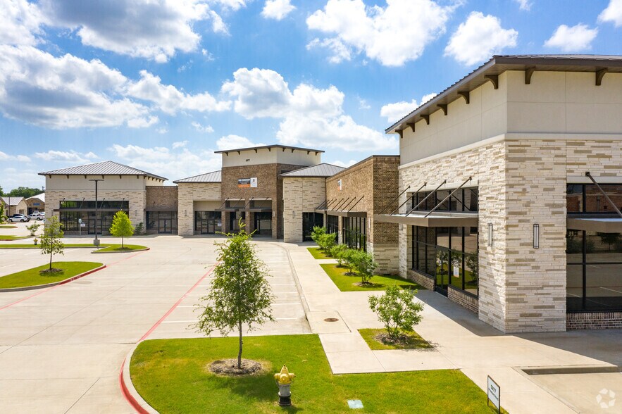 5977 Preston Rd, Frisco, TX à louer - Photo de l’immeuble – Image 2 sur 38