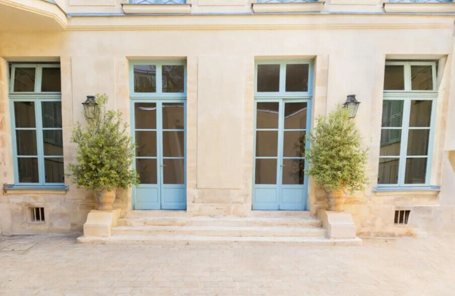 8 Rue Férou, Paris à louer - Photo de l’immeuble – Image 1 sur 18