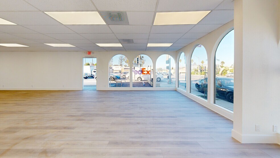 2706-2708 Artesia Blvd, Redondo Beach, CA à vendre - Numérisation 3D Matterport – Image 2 sur 16