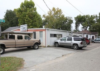Plus de détails pour 702 W Willis St, Alvin, TX - Local commercial à vendre