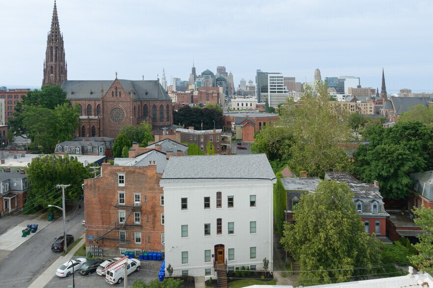 519 Virginia St, Buffalo, NY à vendre - Photo de l’immeuble – Image 2 sur 6