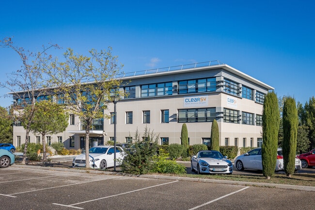 Plus de détails pour 320 Avenue Archimède, Aix-en-Provence - Bureau à louer