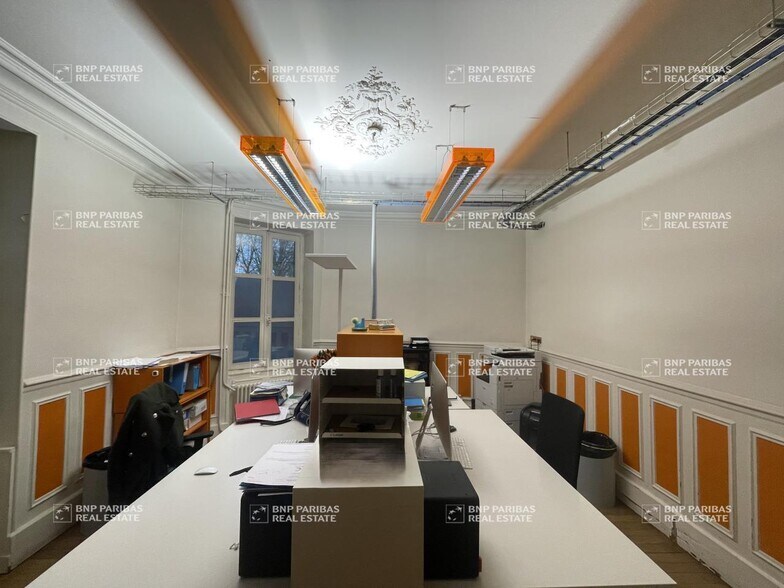 Bureau dans Orléans à vendre - Photo intérieure – Image 3 sur 9