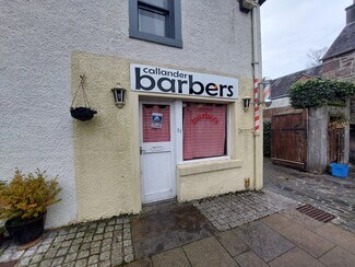 Plus de détails pour 22 Ancaster Sq, Callander - Local commercial à louer