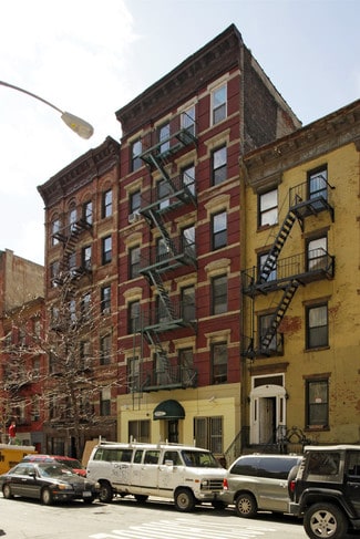 Plus de détails pour 608 E 9th St, New York, NY - Logement à vendre