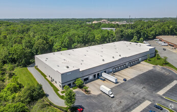 2201 Interstate North Dr, Charlotte, NC - VUE AÉRIENNE  vue de carte - Image1